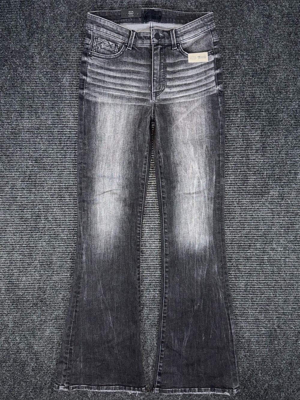Buckle Black NWT Fit No 75 Flare Stretch High Rise Jean Women’s 26 x 32 BBW1356R